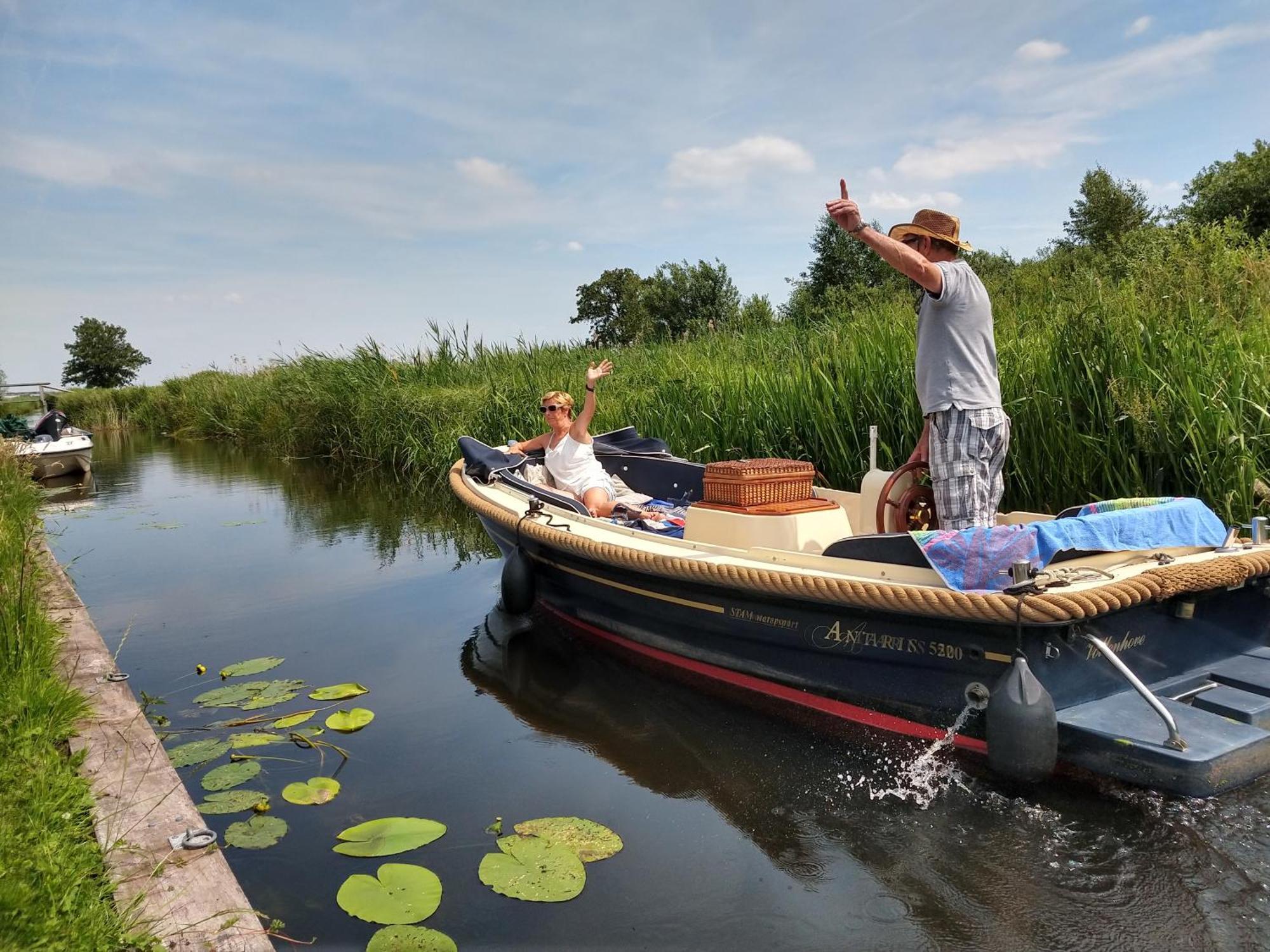 Het Waterhoentje Sint Jansklooster Екстер'єр фото